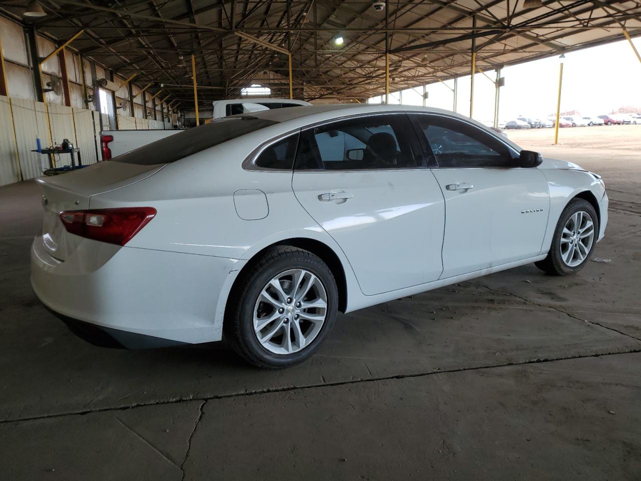 2017 Chevrolet Malibu - Image 3