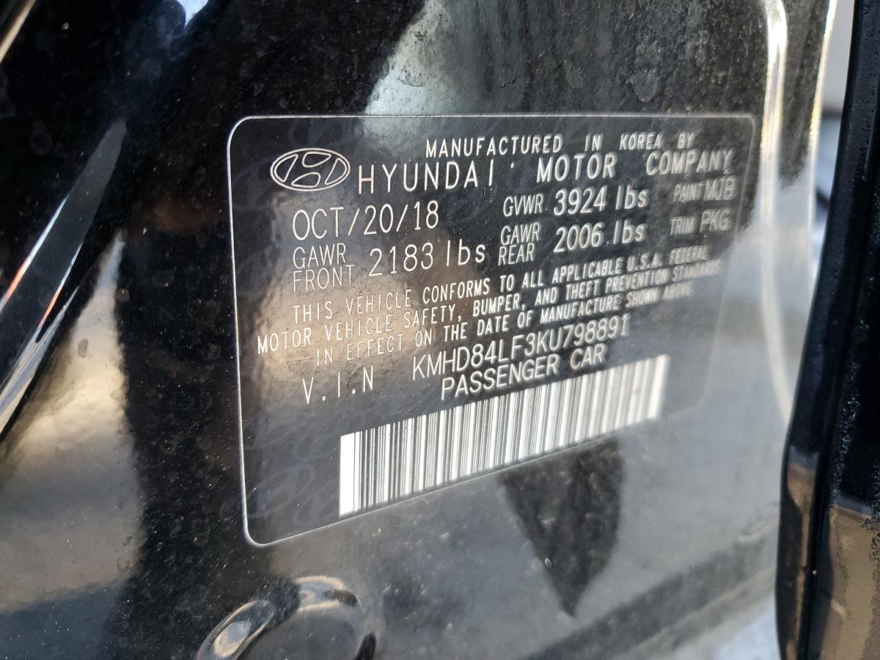 2019 Hyundai Elantra - Image 14
