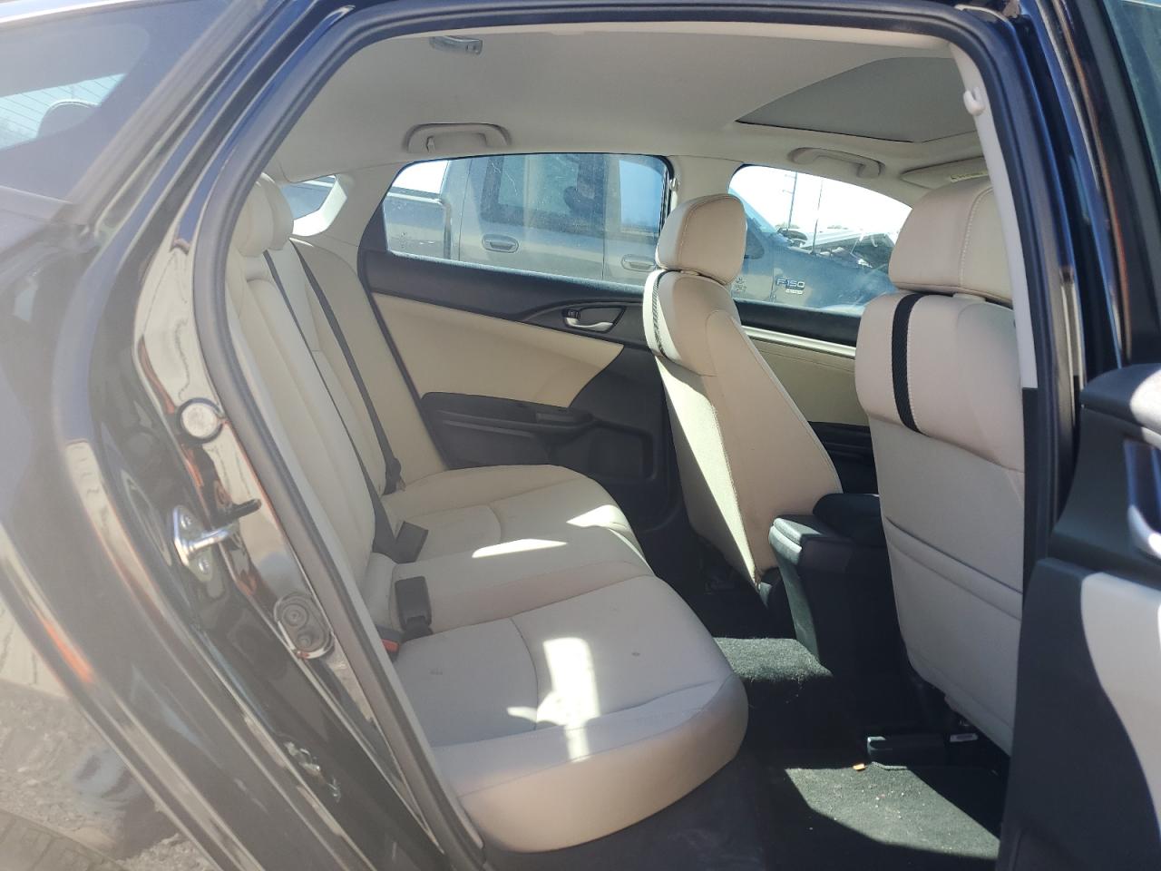 2016 Honda Civic - Image 10