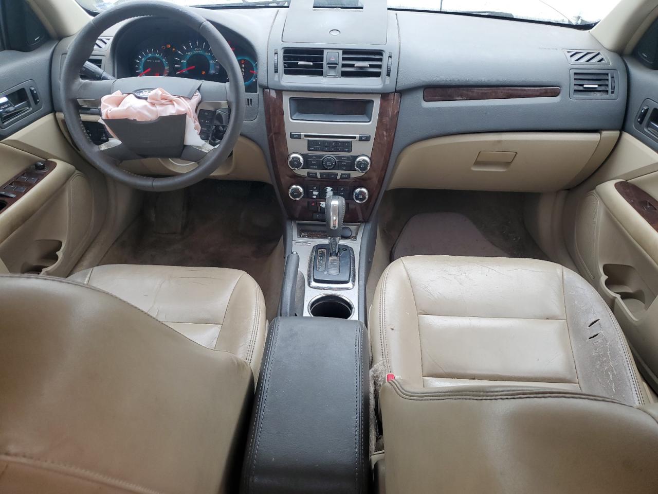 2010 Ford Fusion - Image 8
