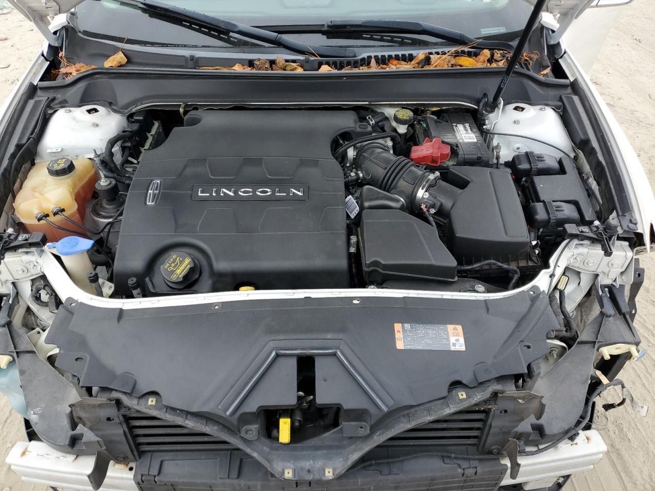2013 Lincoln MKZ - Image 11