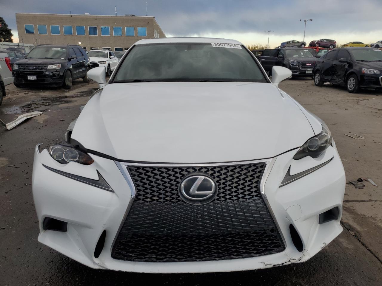 2015 Lexus IS - Image 5