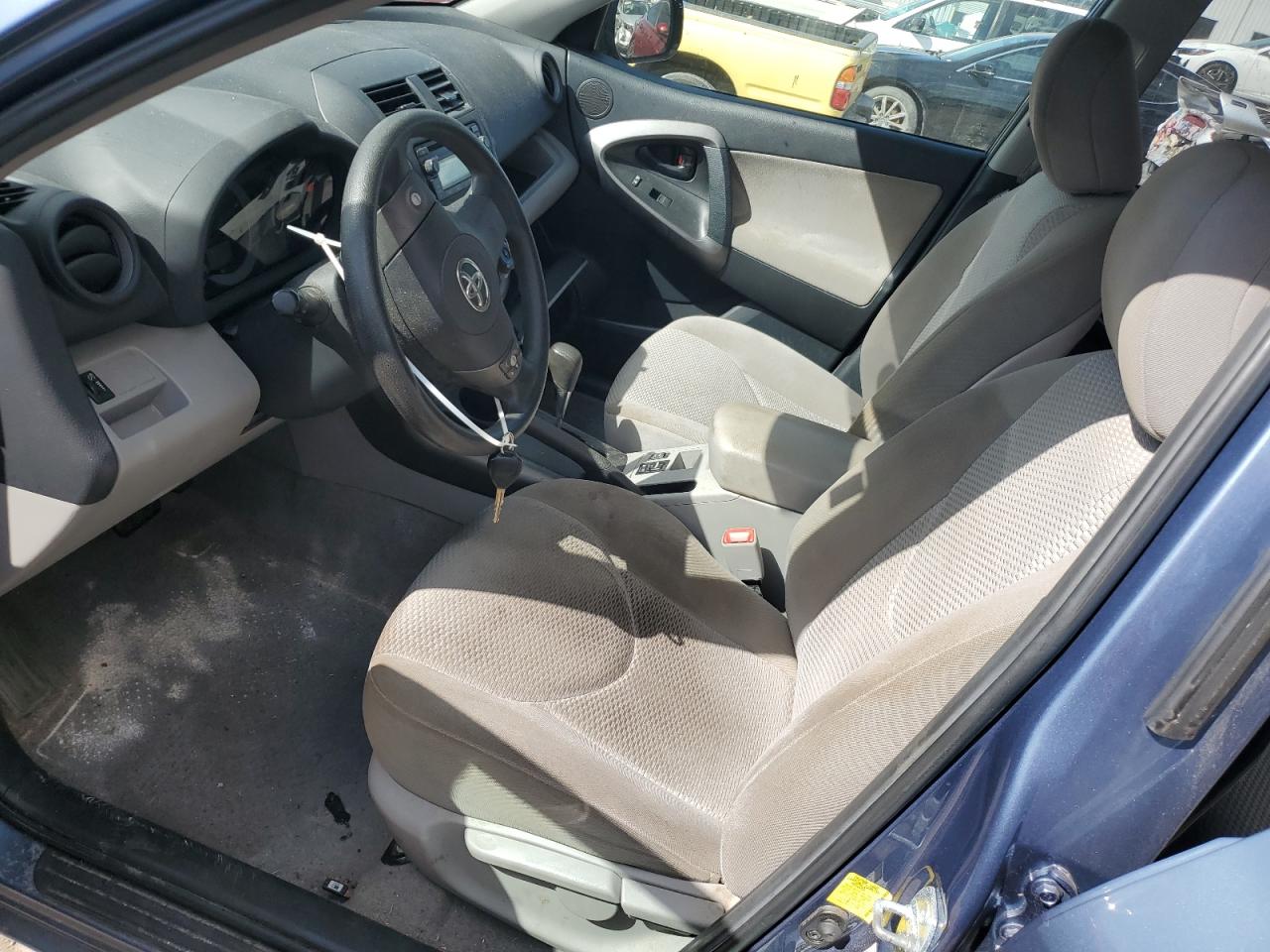2012 Toyota RAV 4 - Image 7