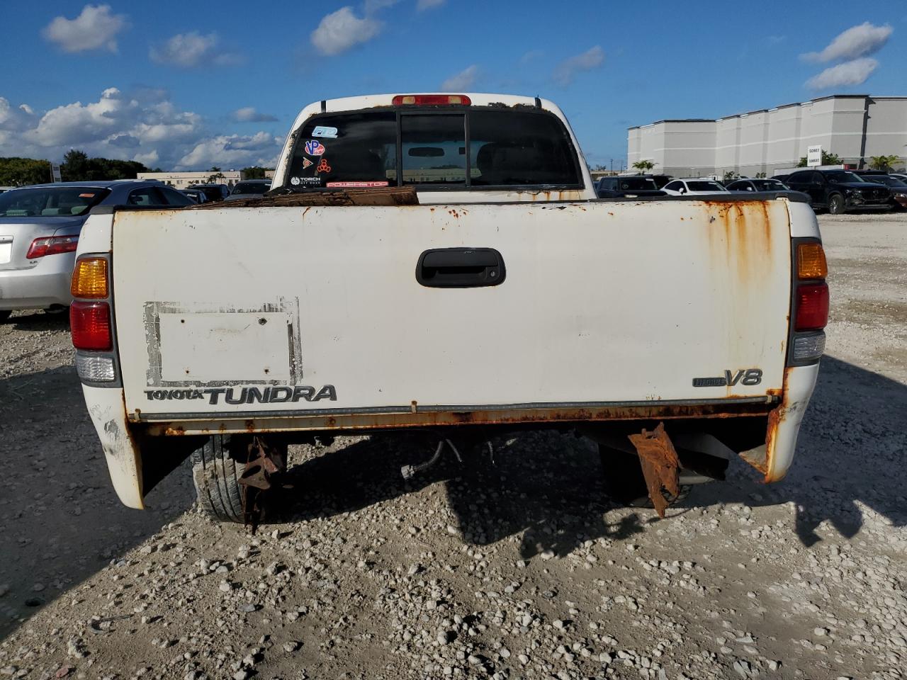 2003 Toyota Tundra Access Cab Limited VIN: 5TBRT38183S392748 Lot: 80452004