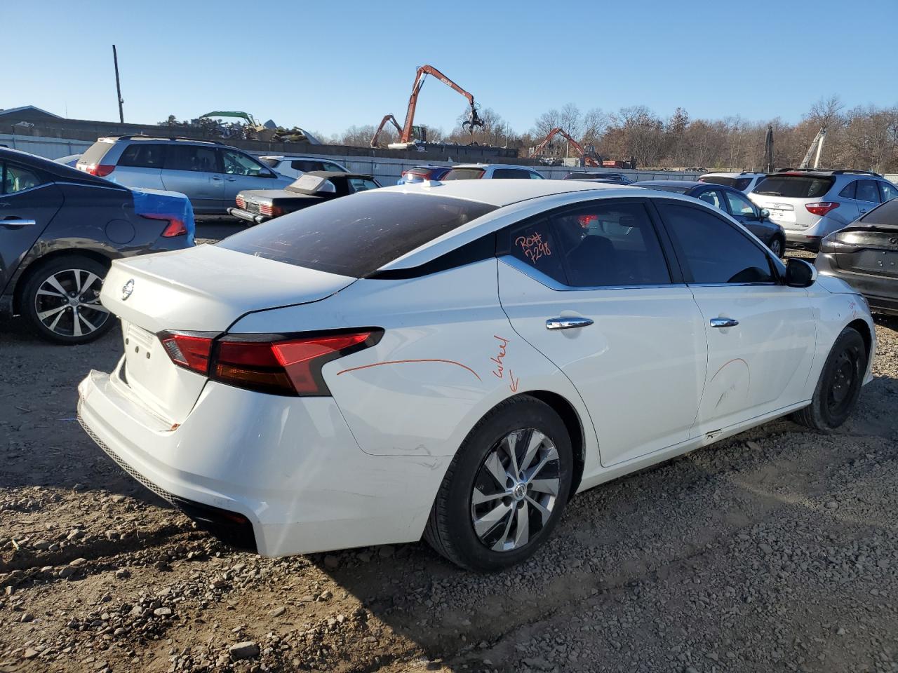 2019 Nissan Altima - Image 3