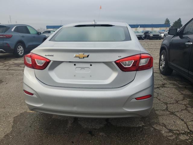  CHEVROLET CRUZE 2017 Srebrny