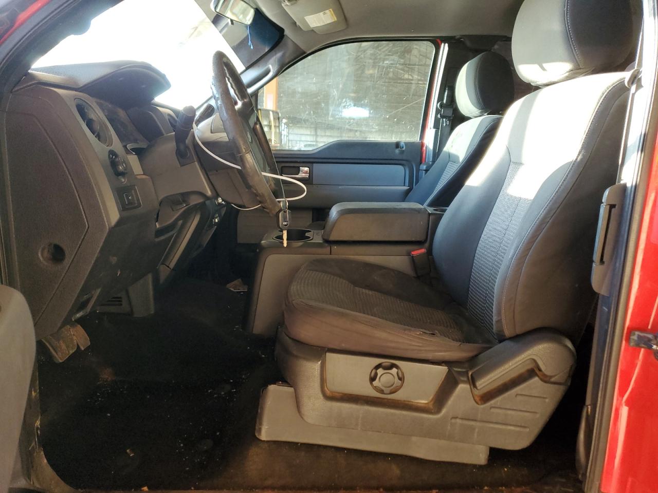 2014 Ford F-150 - Image 7