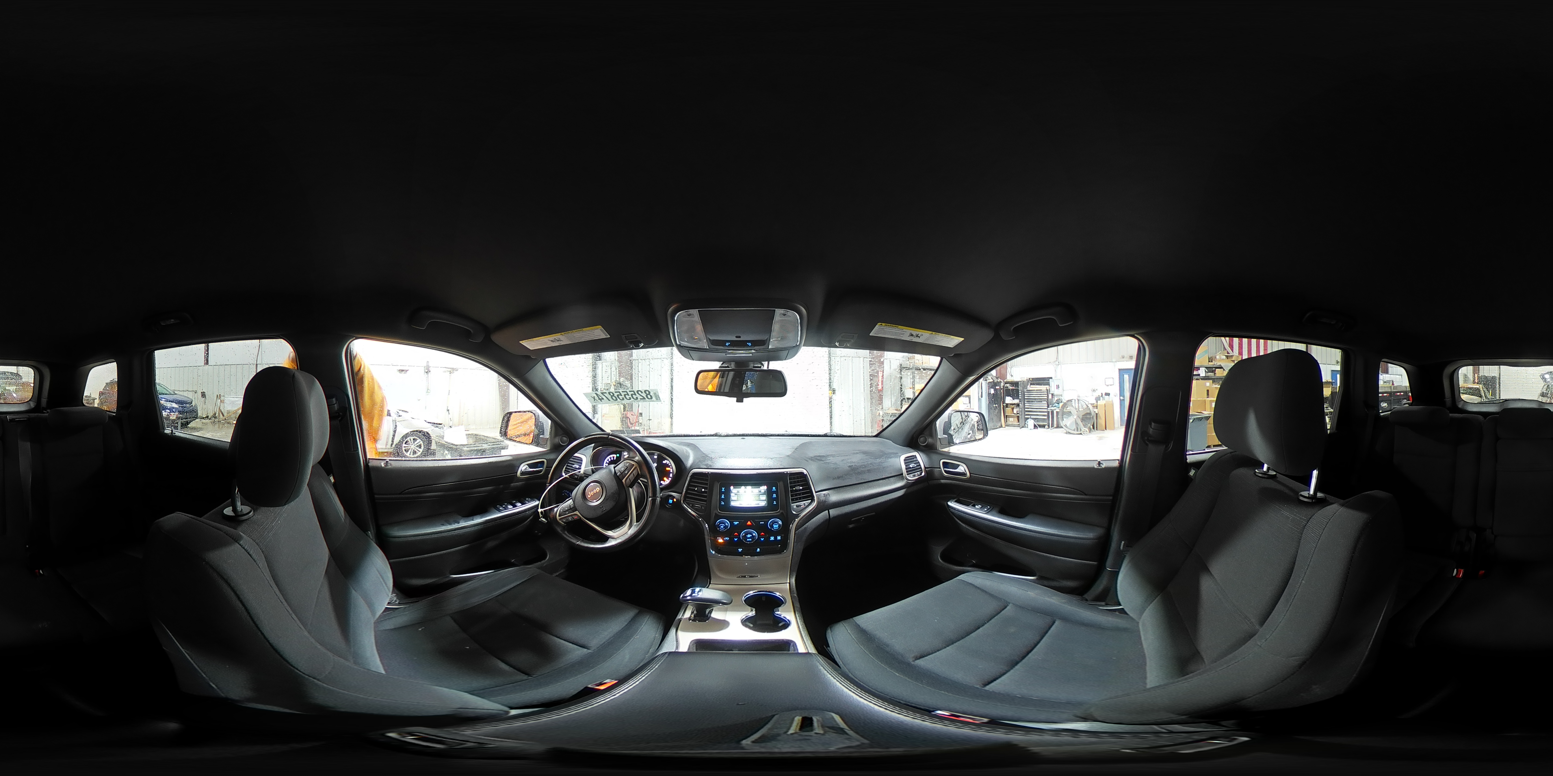 2015 Jeep Grand Cherokee - Image 16
