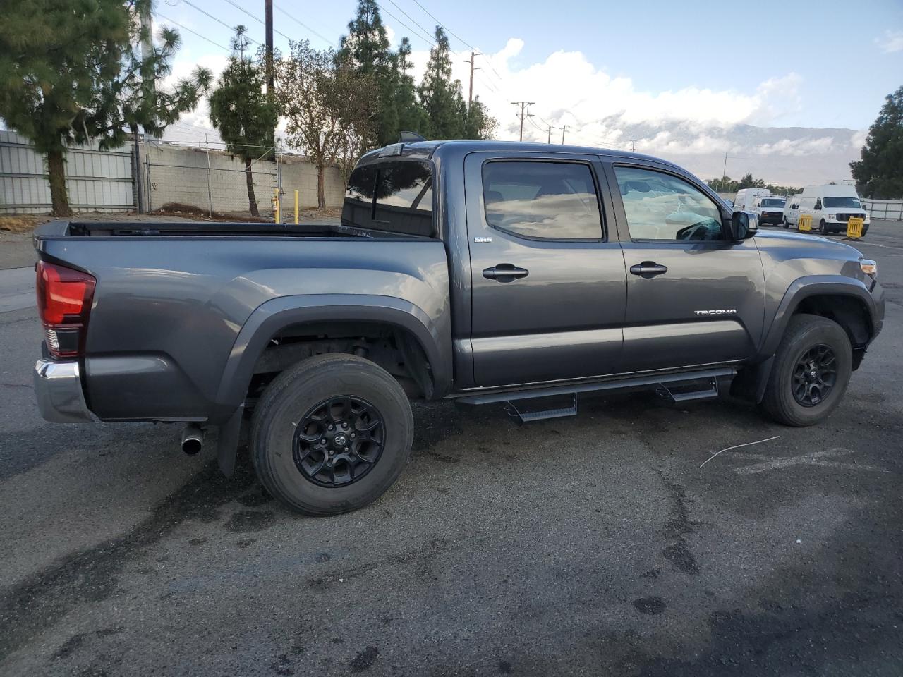 2021 Toyota Tacoma - Image 3