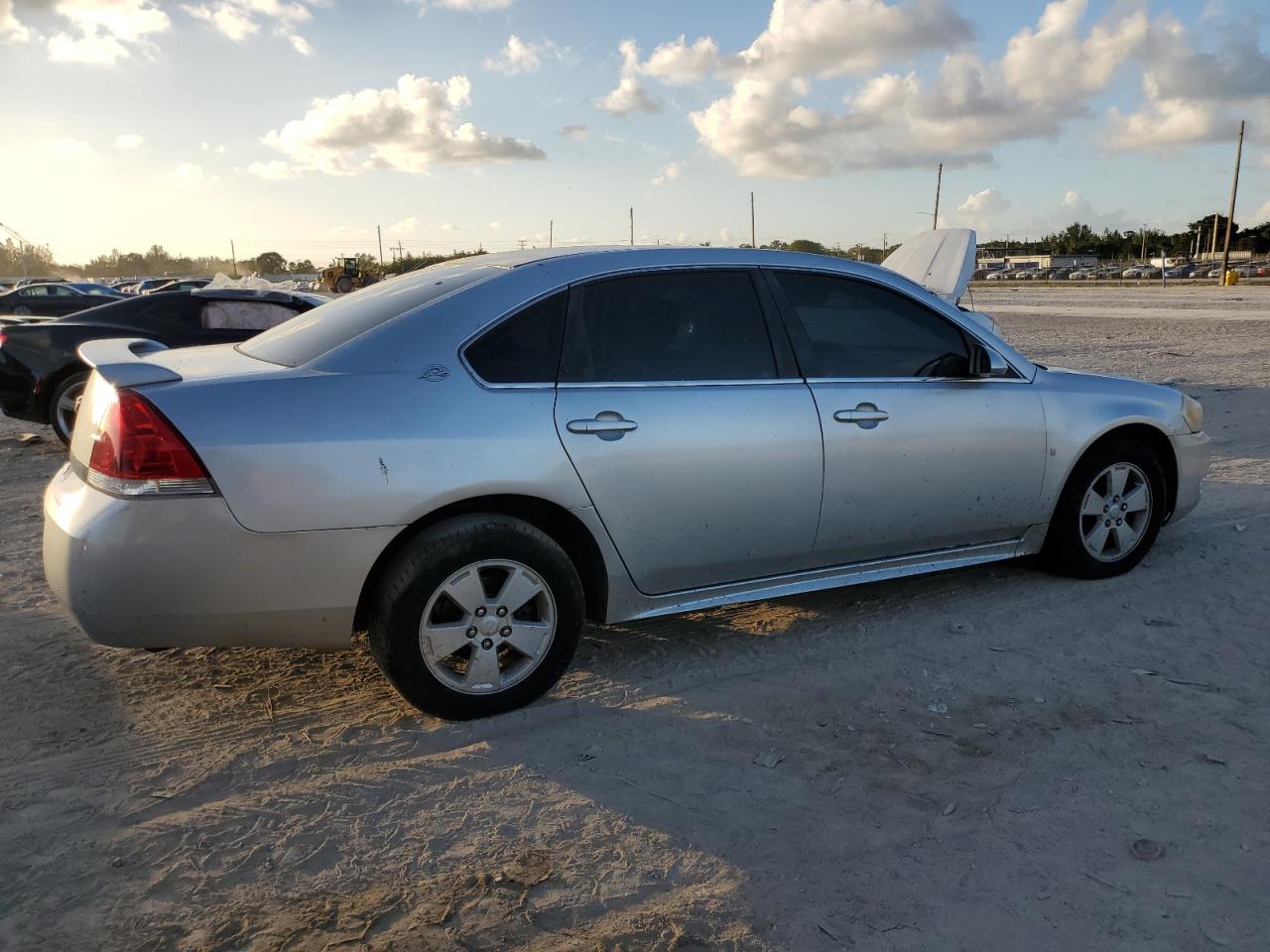 2009 Chevrolet Impala - Image 3