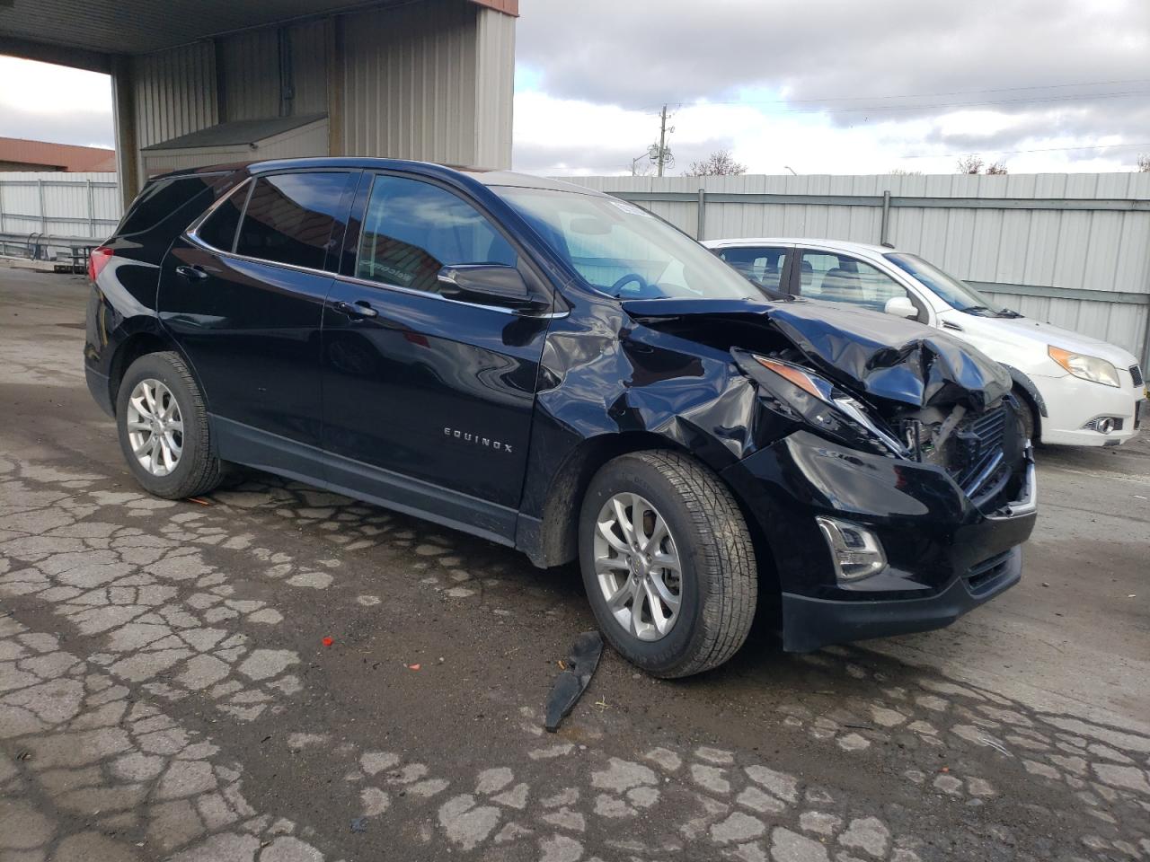 VIN 2GNAXSEV4J6153092 2018 CHEVROLET EQUINOX no.4