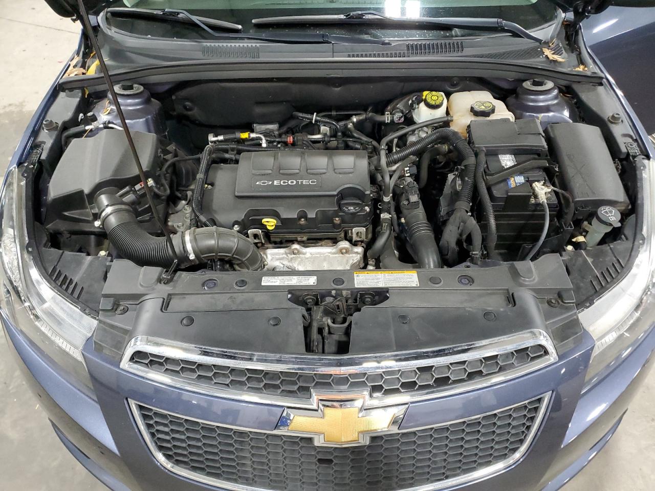 2013 Chevrolet Cruze - Image 12
