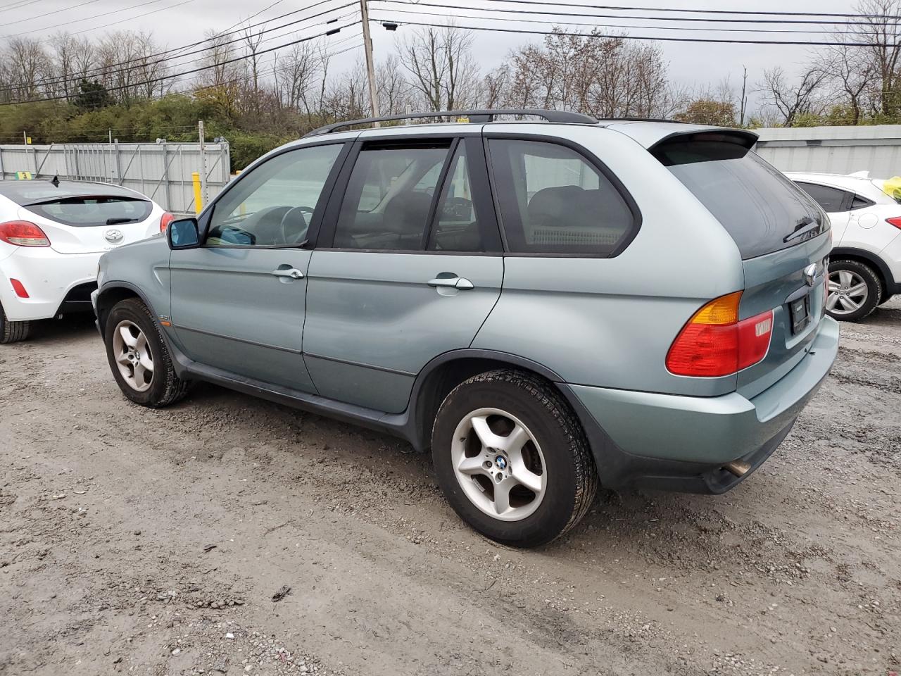 2002 BMW X5 - Image 2