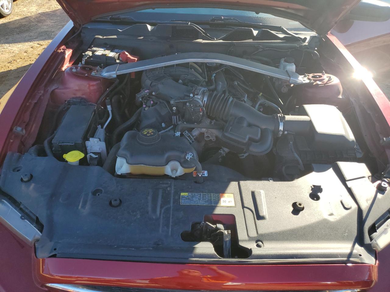 2014 Ford Mustang - Image 13