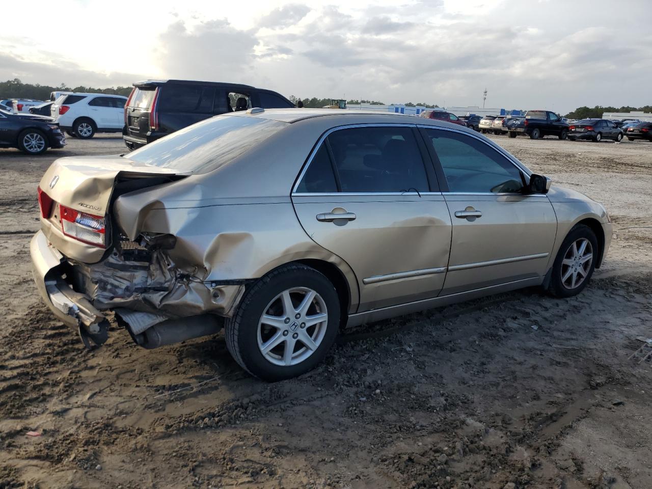 2004 Honda Accord - Image 3
