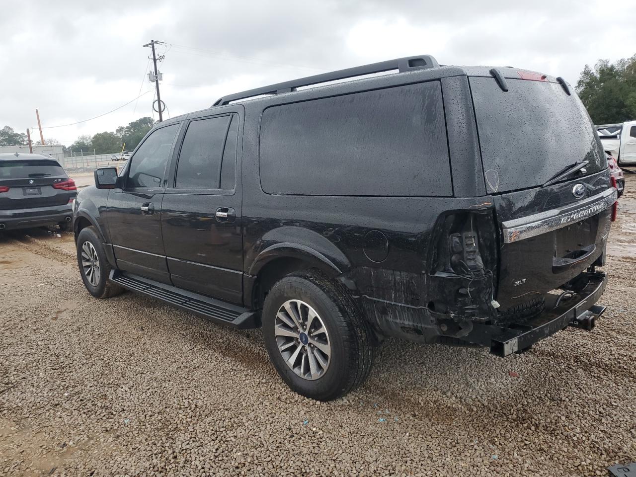 2016 Ford Expedition - Image 2