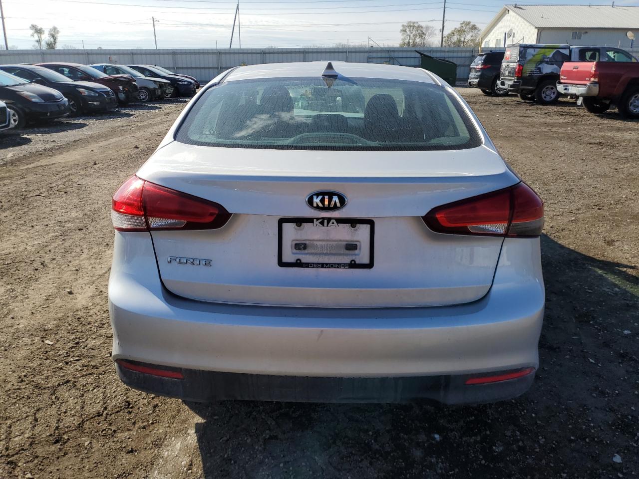 2018 Kia Forte Lx VIN: 3KPFL4A74JE231903 Lot: 79416734