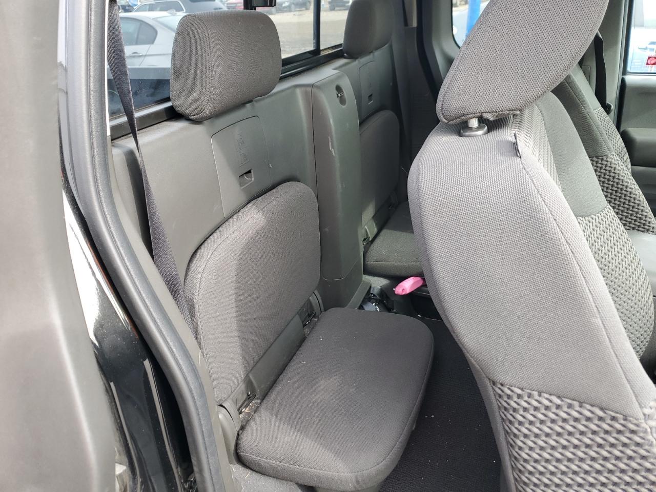 2019 Nissan Navara (Frontier) - Image 10