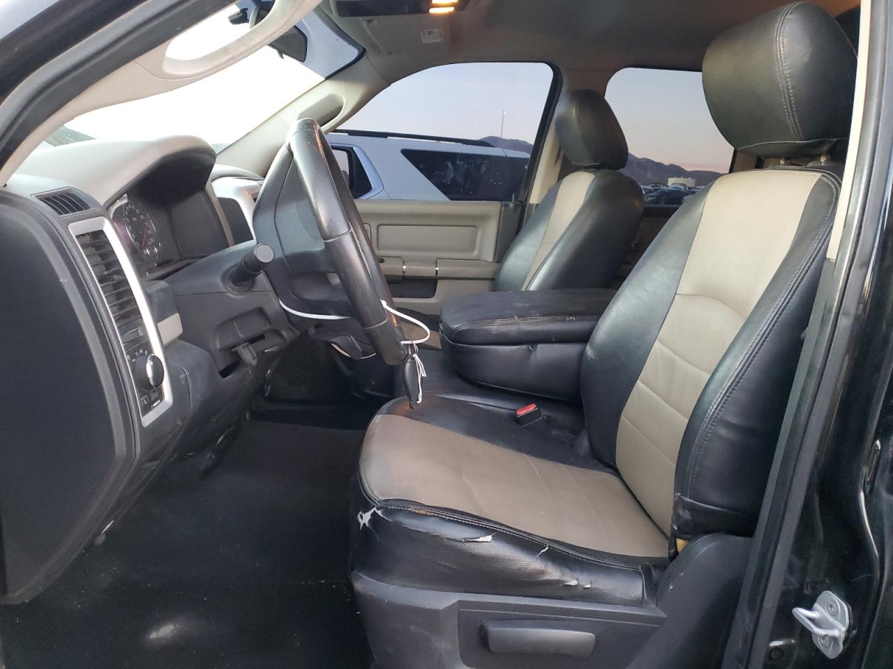 2011 Dodge RAM - Image 7