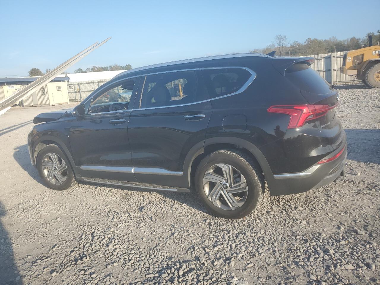 2022 Hyundai Santa Fe - Image 2