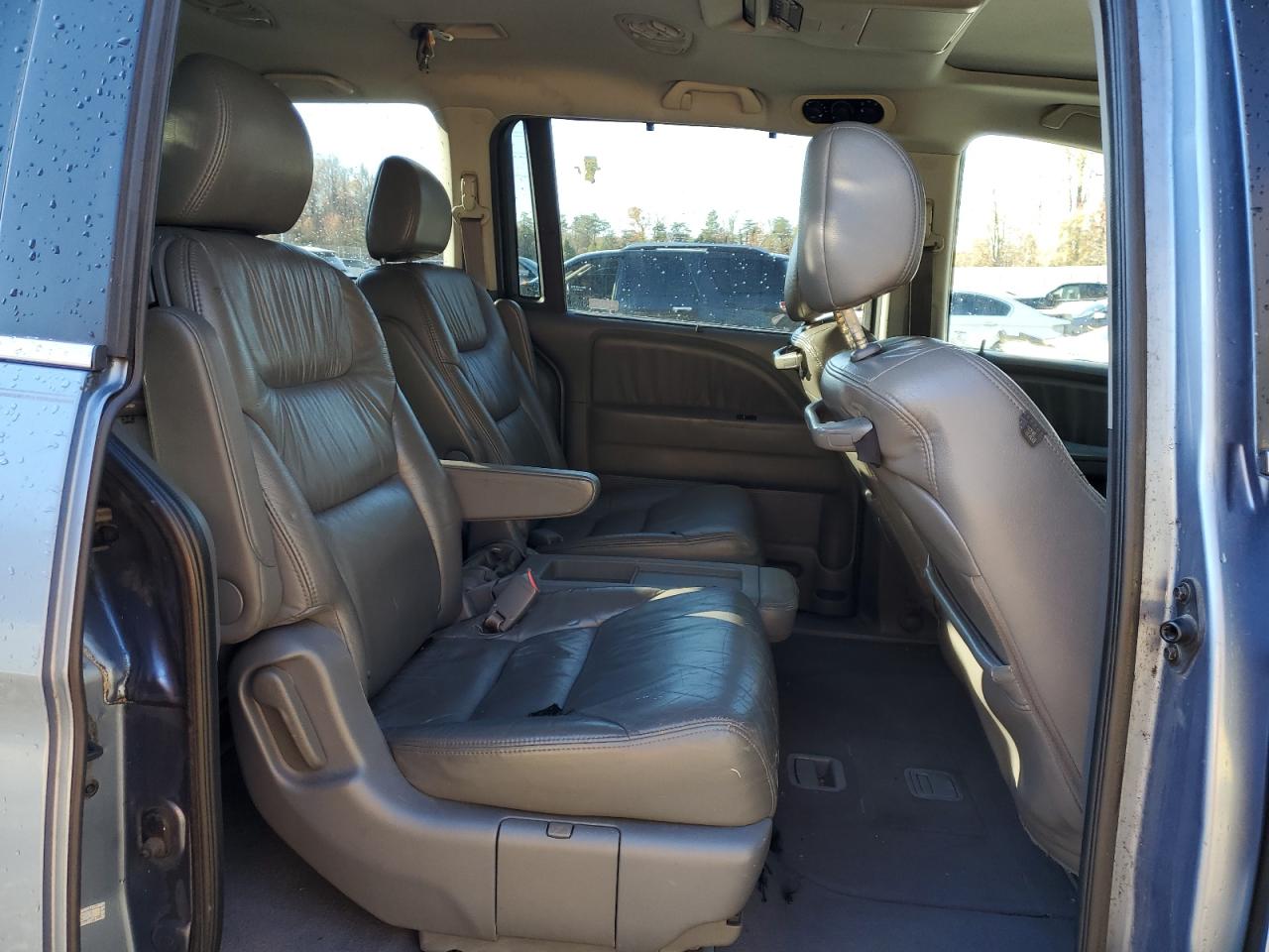 2007 Honda Odyssey - Image 11