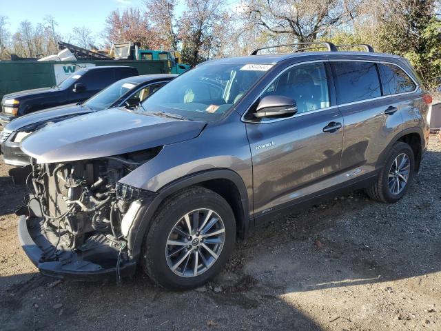 2019 Toyota Highlander Hybrid продається в Baltimore, MD - Front End