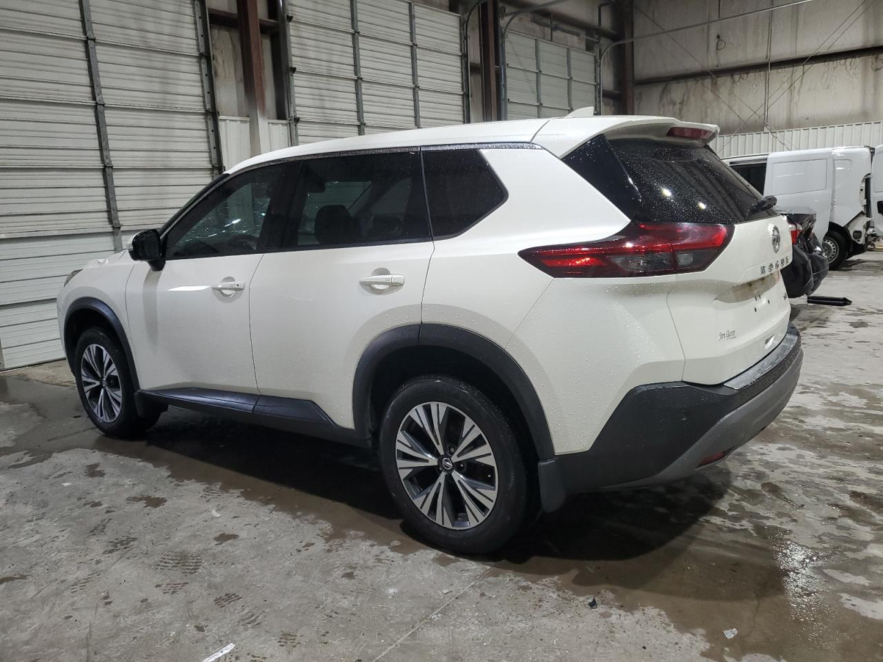 2021 Nissan Rogue - Image 2