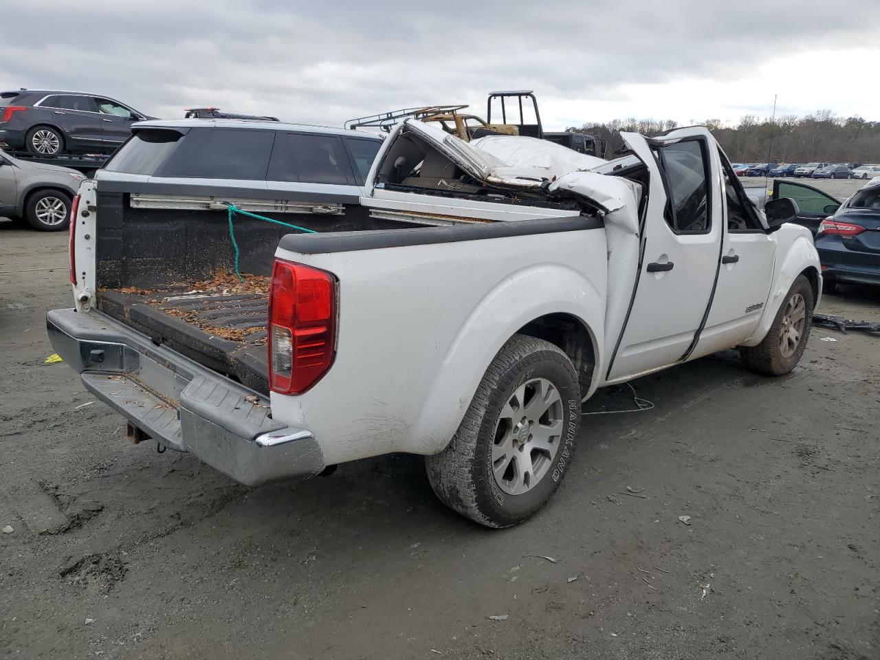 2012 Suzuki Equator - Image 3