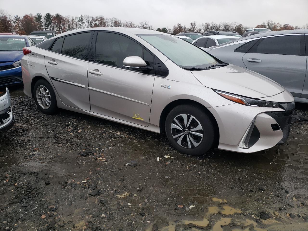 VIN JTDKARFP5J3092818 2018 TOYOTA PRIUS no.4