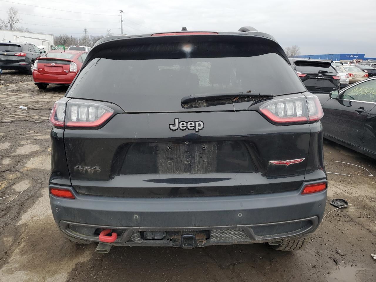 2019 Jeep Cherokee Trailhawk VIN: 1C4PJMBX8KD256105 Lot: 58562575