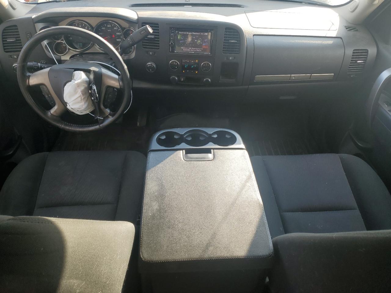 2013 Chevrolet Silverado - Image 8