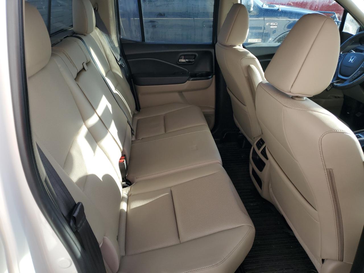 2020 Honda Ridgeline - Image 10