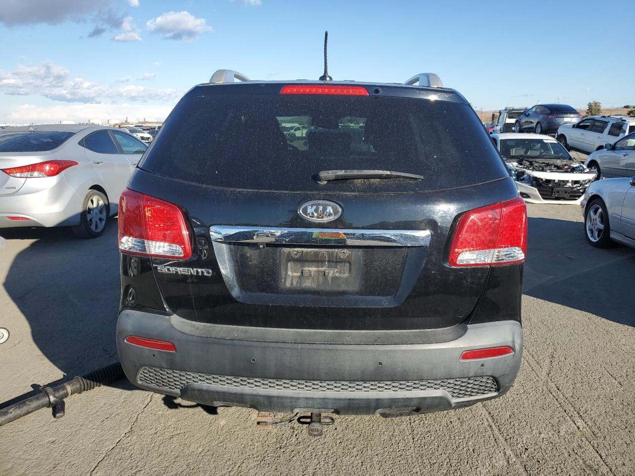 2011 Kia Sorento Base VIN: 5XYKTCA17BG153769 Lot: 81180184