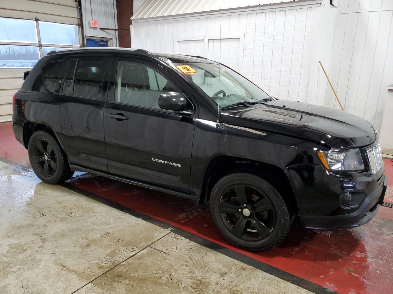 VIN 1C4NJCBA8GD812398 2016 JEEP COMPASS no.4