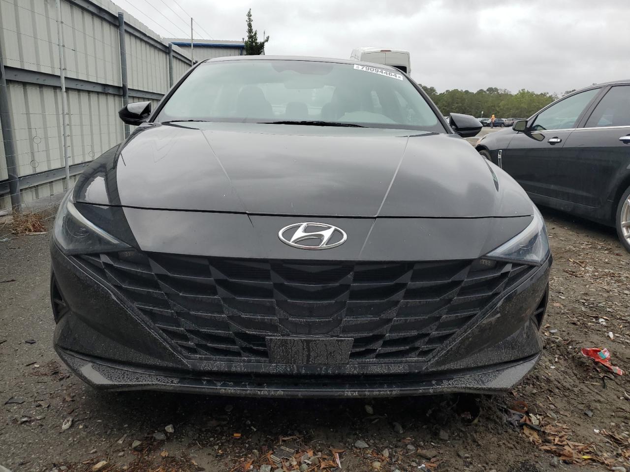 2023 Hyundai Elantra - Image 5