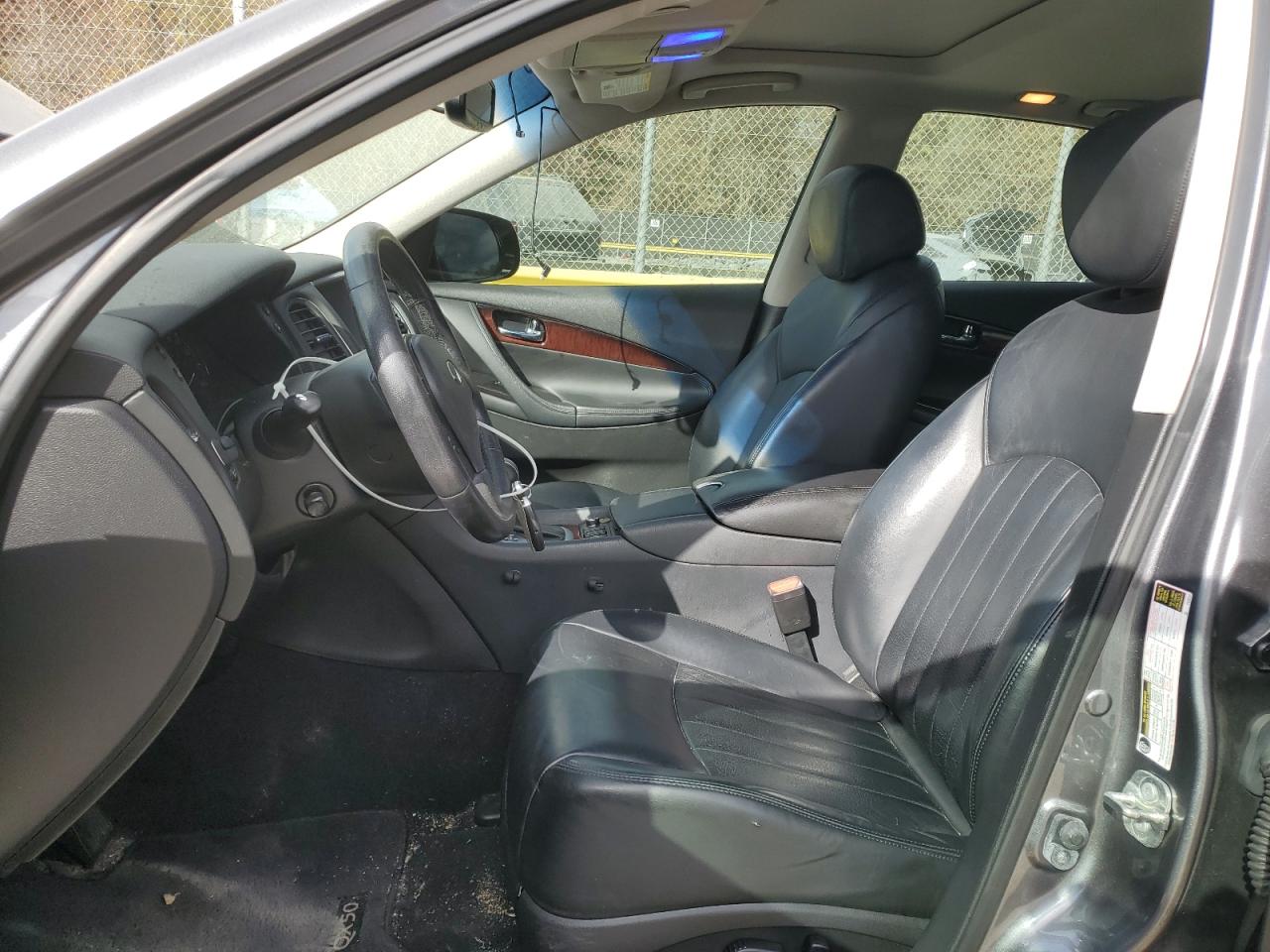 2017 Infiniti QX50 - Image 7