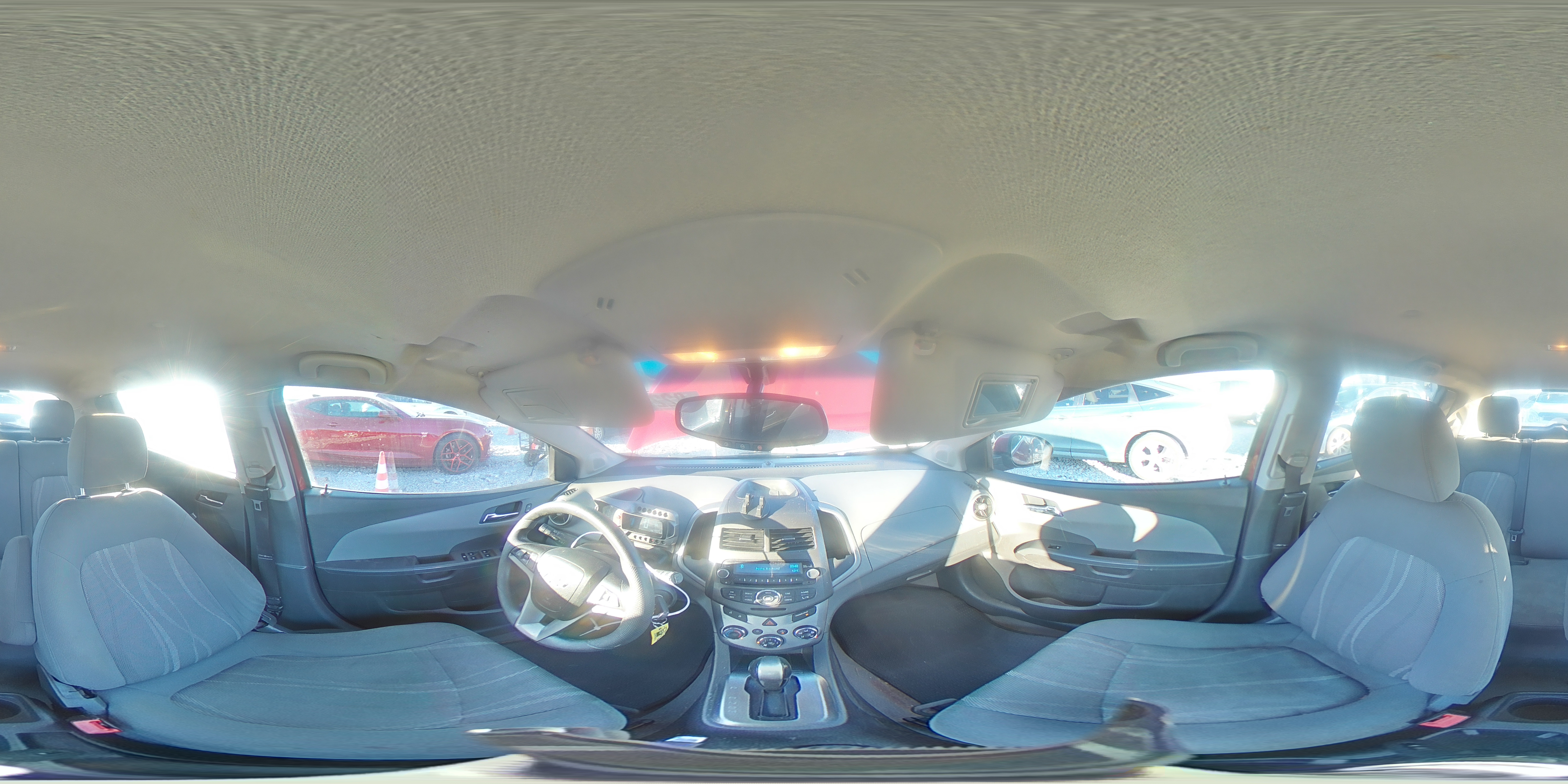 2014 Chevrolet Sonic - Image 13