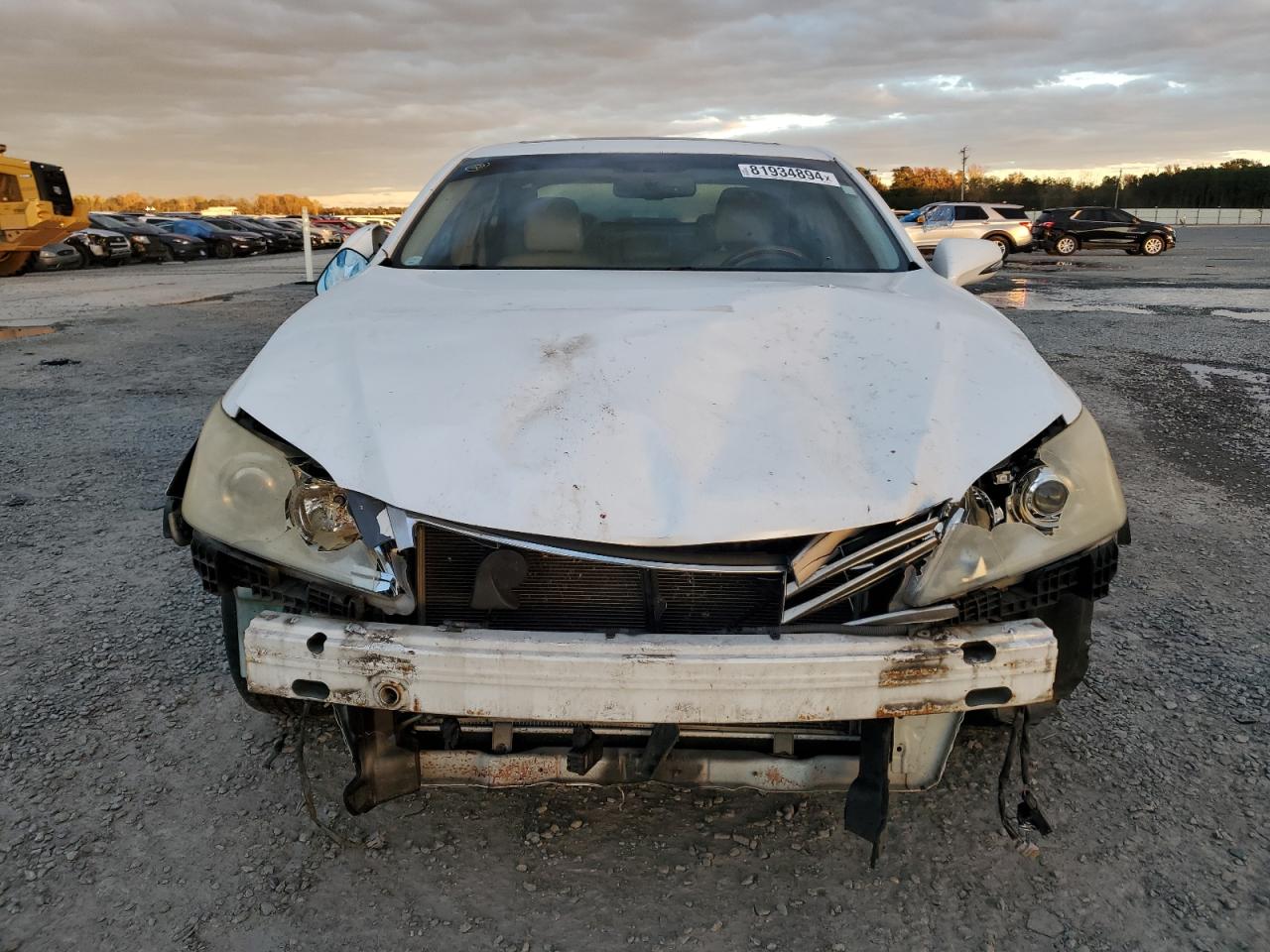 2010 Lexus ES - Image 5