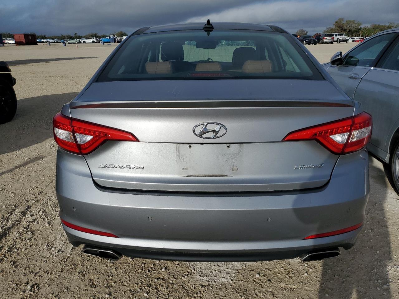 2015 Hyundai Sonata - Image 6