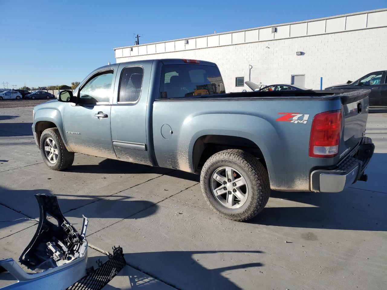 2008 GMC Sierra - Image 2