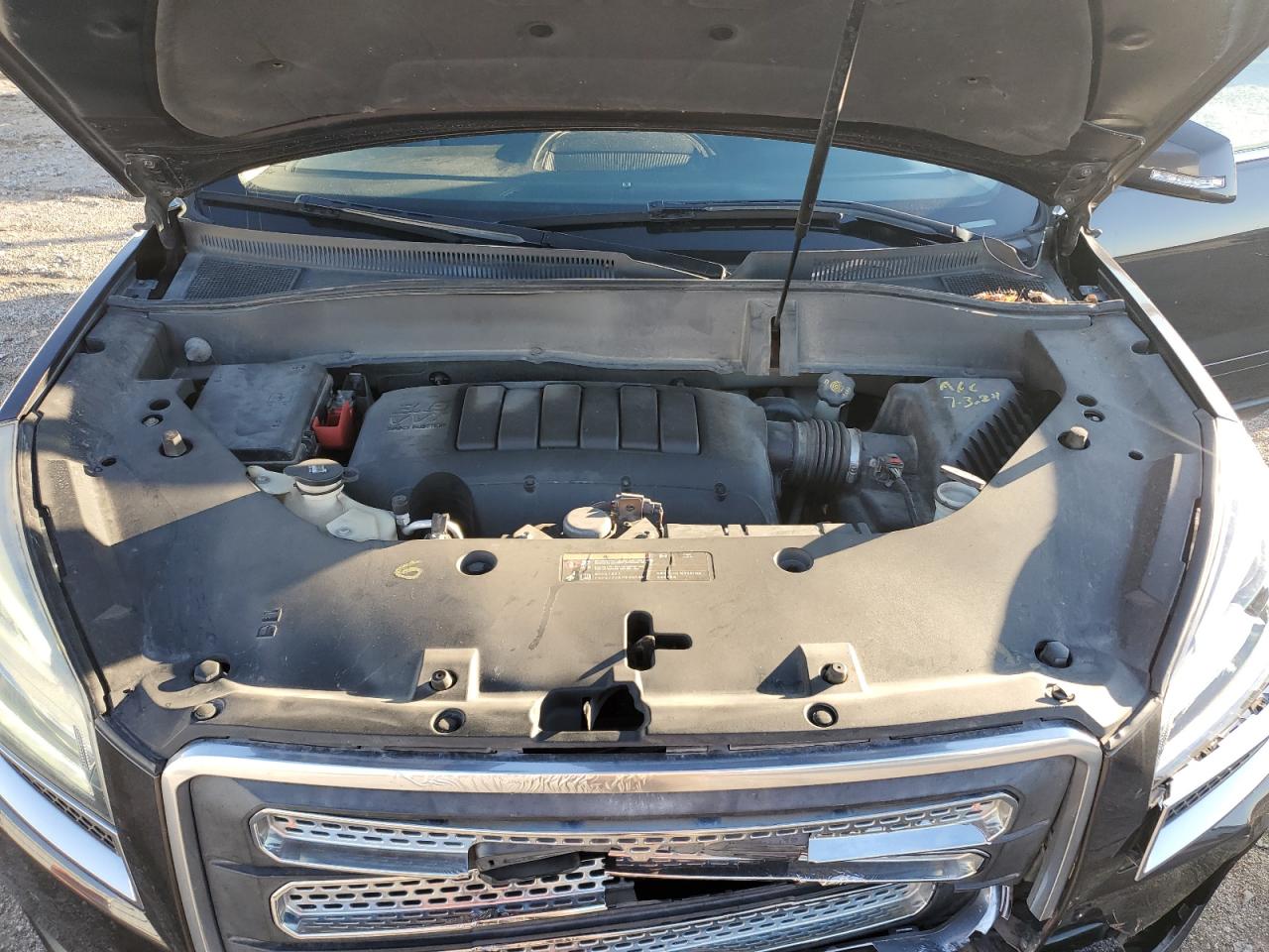 2014 GMC Acadia - Image 13