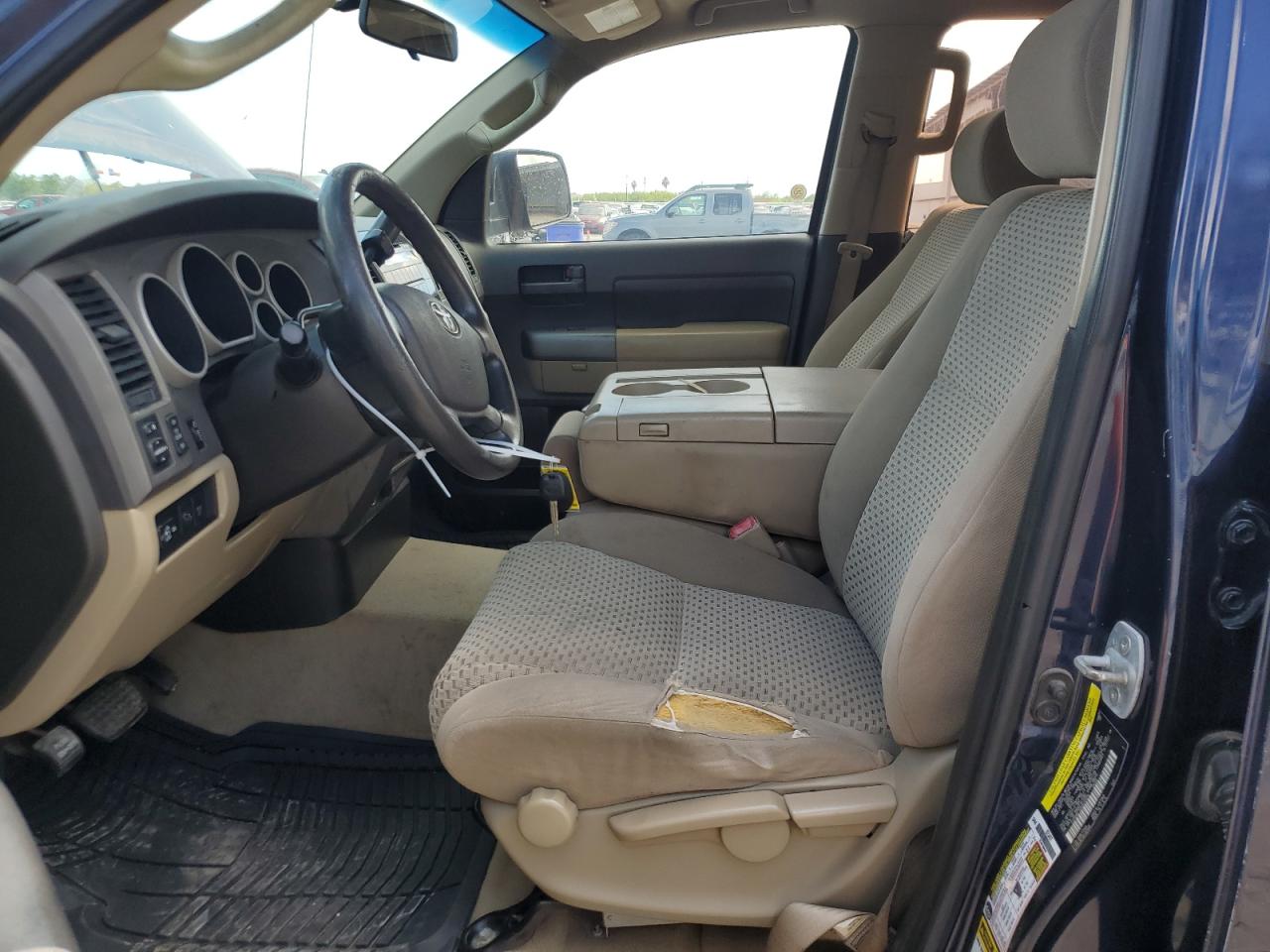 2010 Toyota Tundra - Image 7