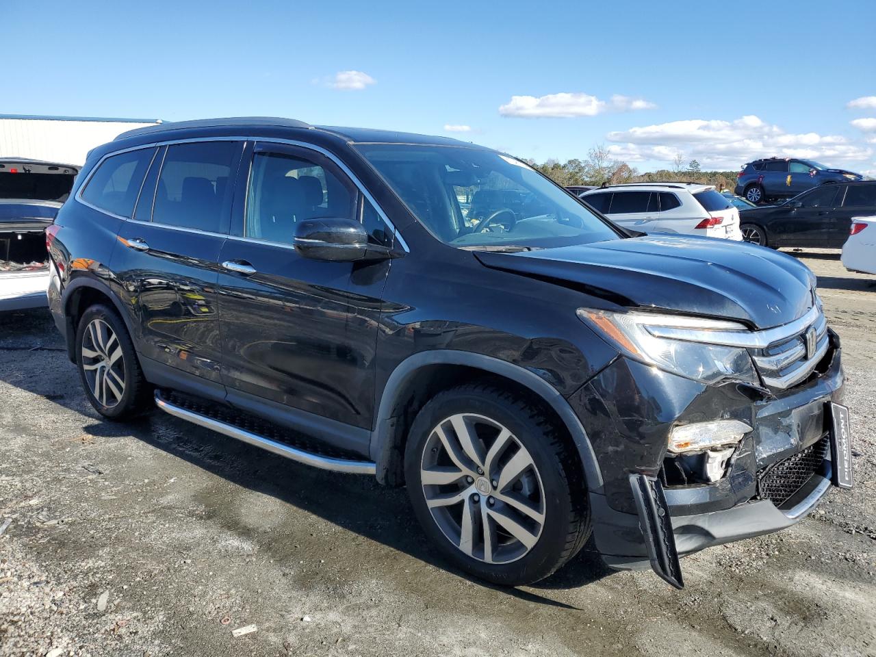 2017 Honda Pilot - Image 4