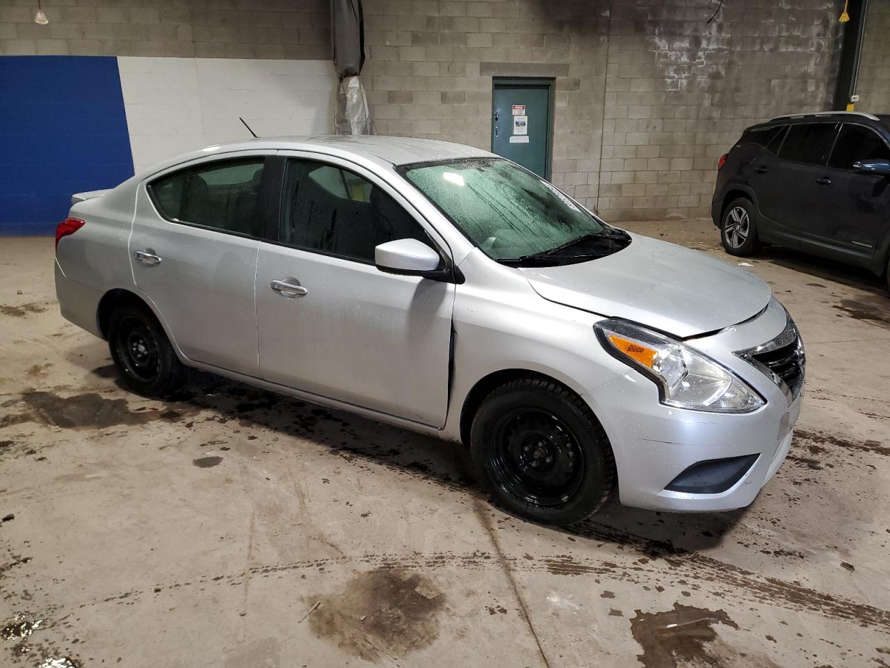 2018 Nissan Versa - Image 4