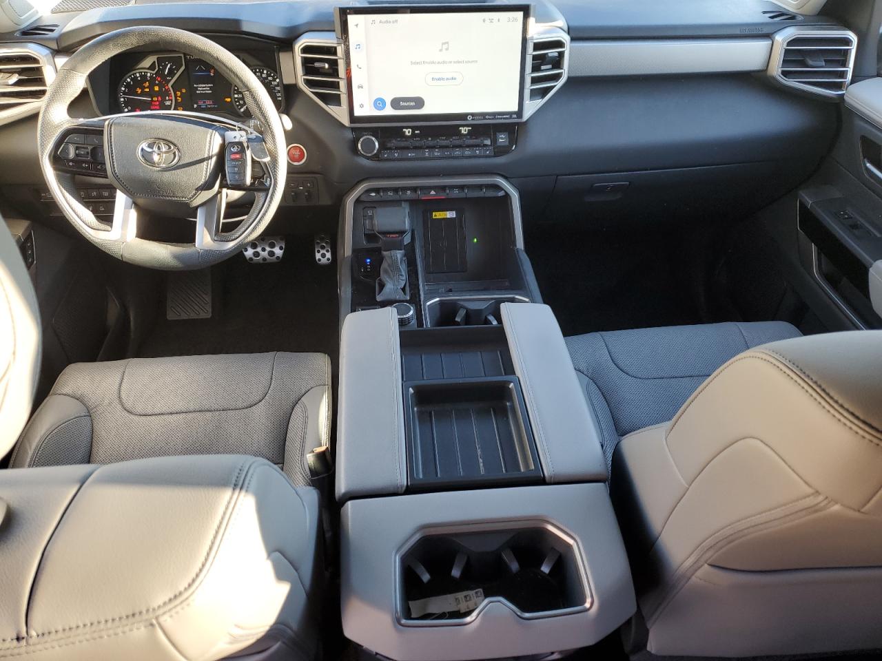 2022 Toyota Tundra - Image 8