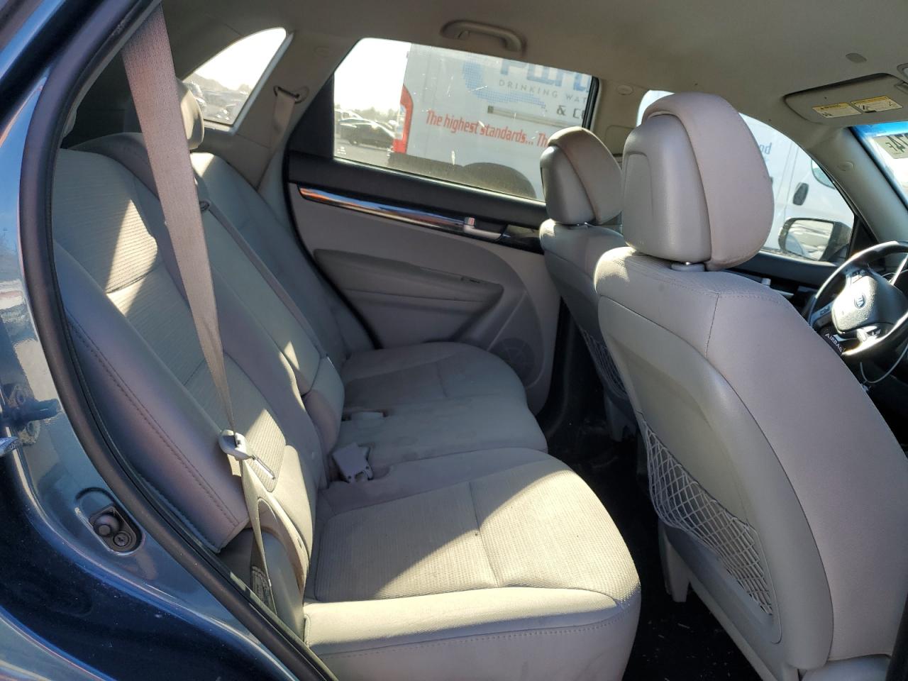 2015 Kia Sorento - Image 12