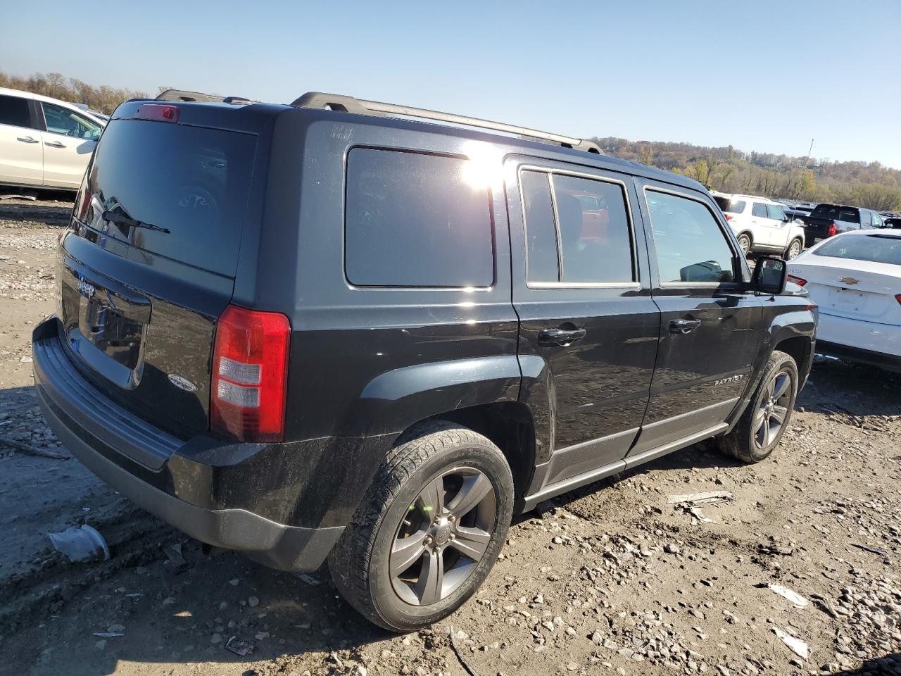 VIN 1C4NJPFA6ED850064 2014 JEEP PATRIOT no.3