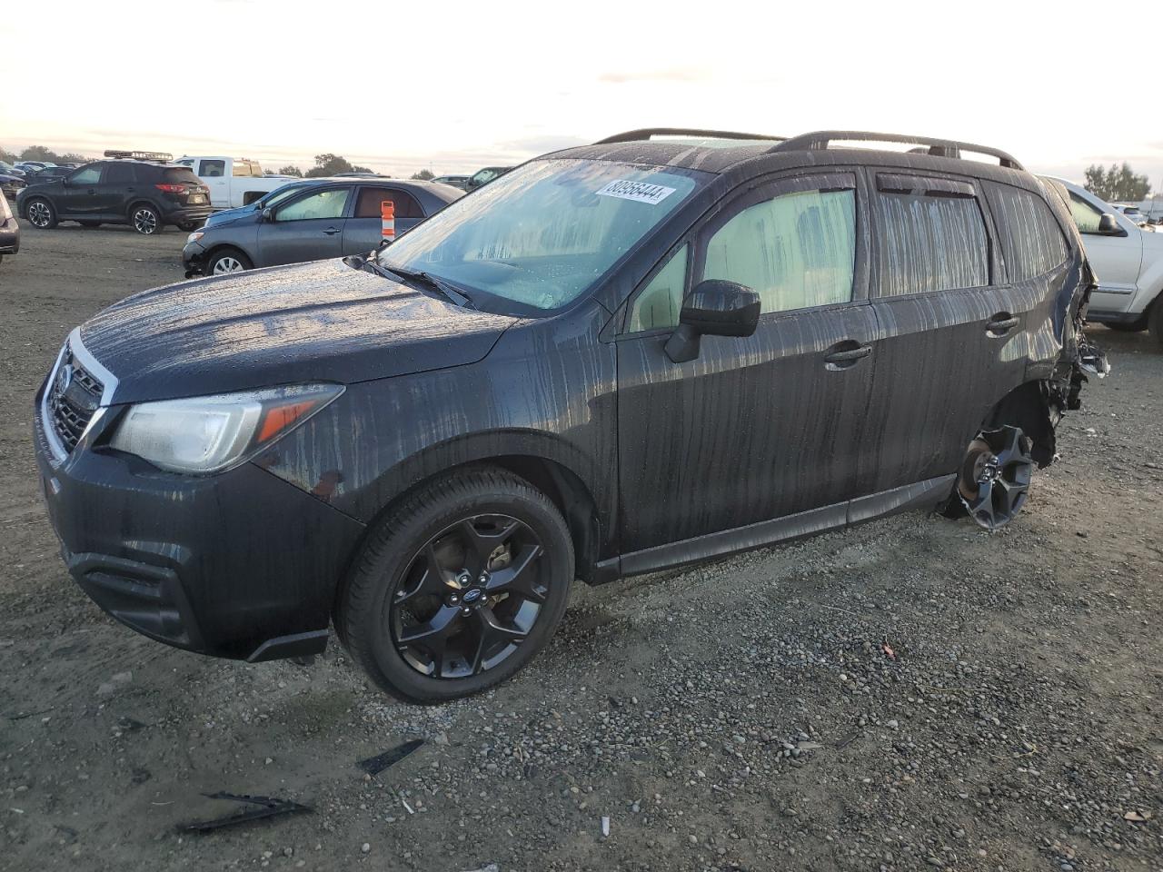 VIN JF2SJAGC1JH553434 2018 SUBARU FORESTER no.1