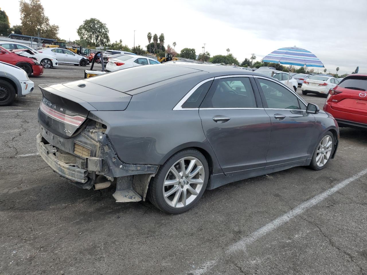 VIN 3LN6L2LU4GR603616 2016 LINCOLN MKZ no.3