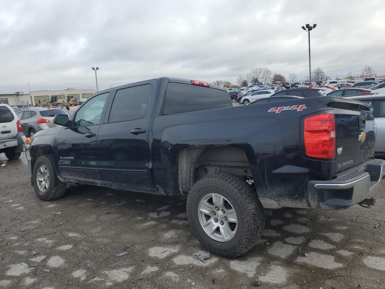 2016 Chevrolet Silverado - Image 2